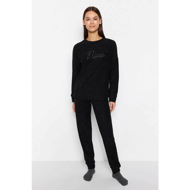 Trendyol Black Velvet Tshirt-Jogger Knitted Pajamas Set