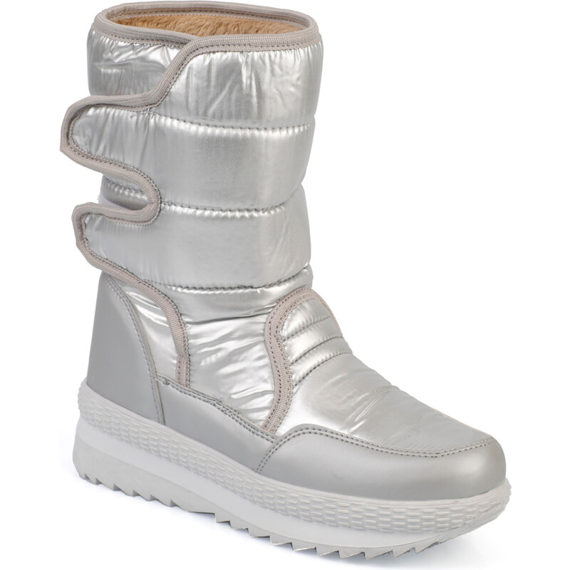Capone Outfitters Women's Trak Sole Parachute Fabric Snow Boots