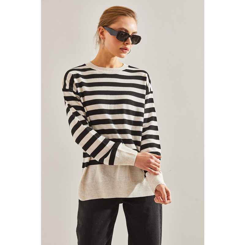 Bianco Lucci Women's Striped Sweater