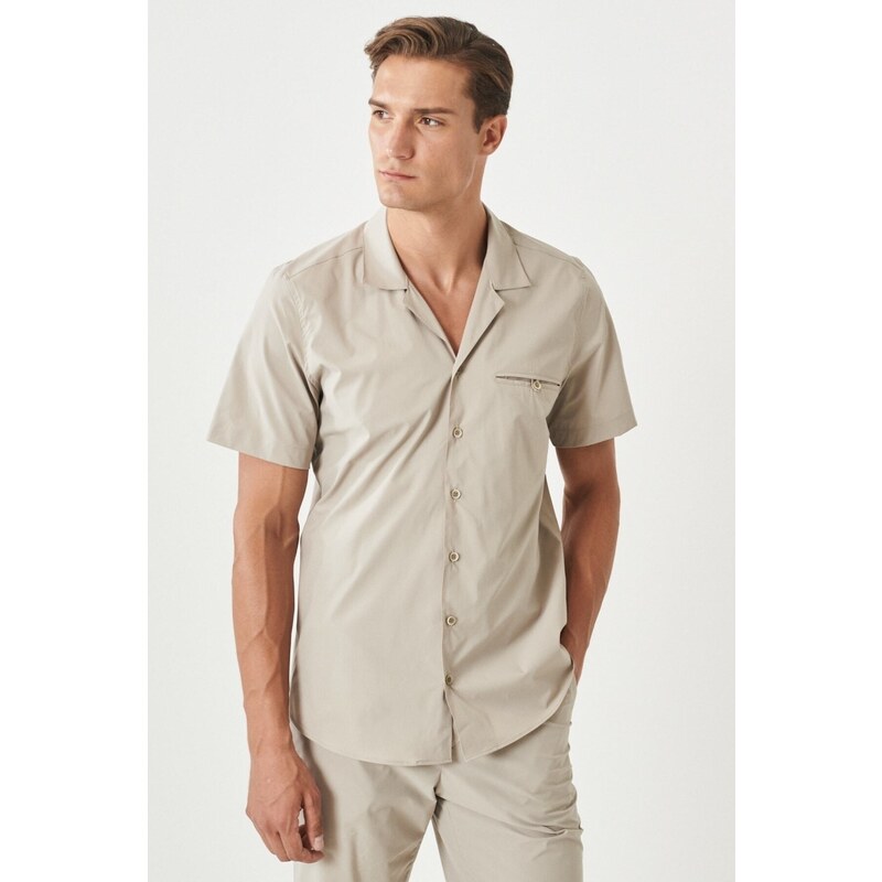 ALTINYILDIZ CLASSICS Men's Beige Slim Fit Slim Fit Mono Collar Short Sleeved Casual Shirt.