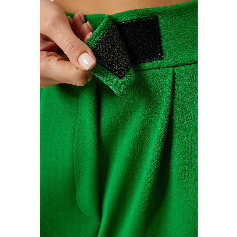 Happiness İstanbul Women's Vibrant Green Velcro Waist Comfortable Palazzo Pants