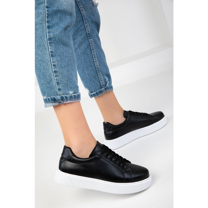 Soho Women's Black Sneakers 18760