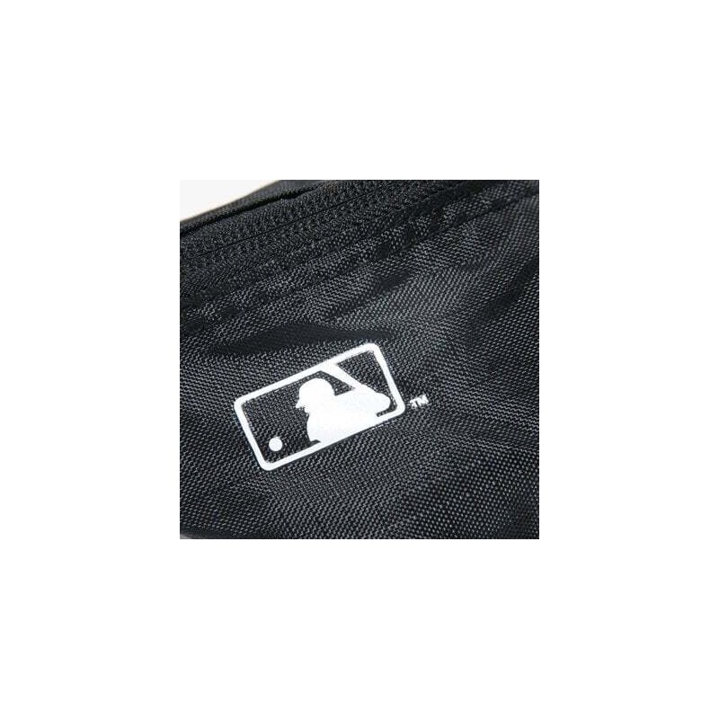 New Era Ledvinka Mlb Mini Waist Bag Nyy Blk New York Yankees ženy Doplňky Ledvinky 60137393