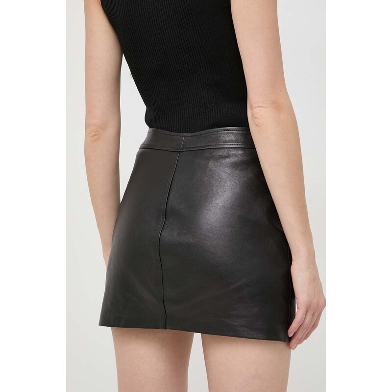 Kožená sukně Elisabetta Franchi černá barva, mini, GP02Z41E2