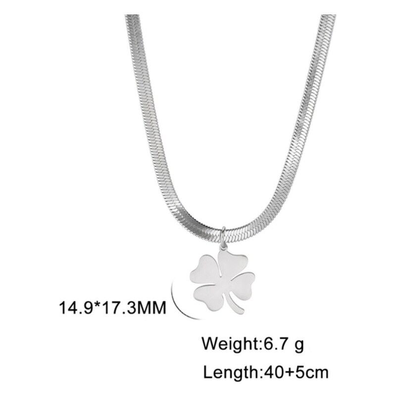 Camerazar Elegantní stříbrný náhrdelník ze zmije s trojlístkem z chirurgické oceli 316L, délka 40 cm, rozměry přívěsku 14,9 x 17,3 mm