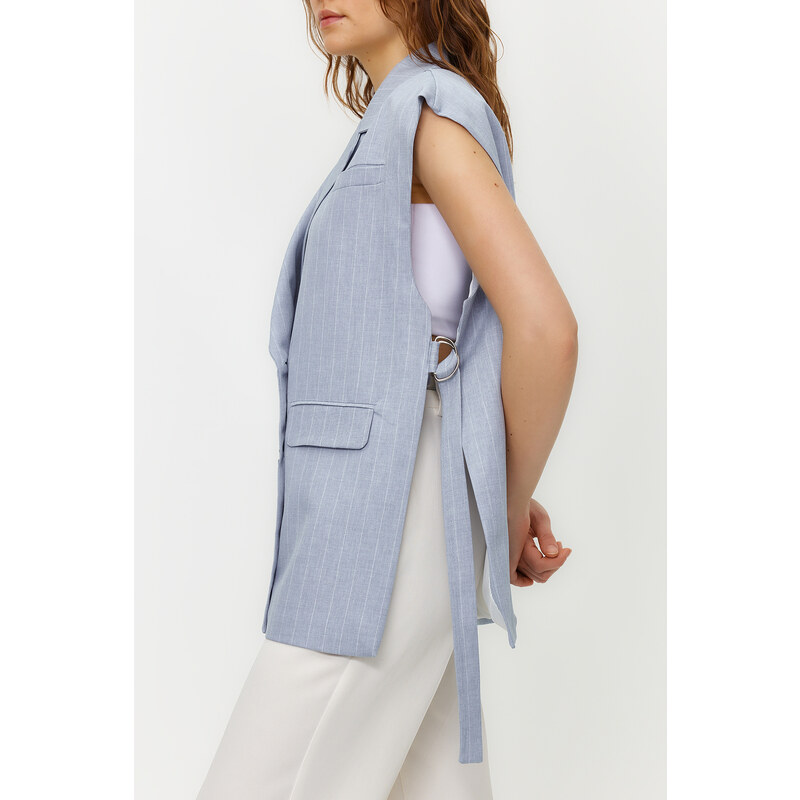 Trendyol Blue Regular Buttoned Extra Wide Fit Oversize Woven Vest