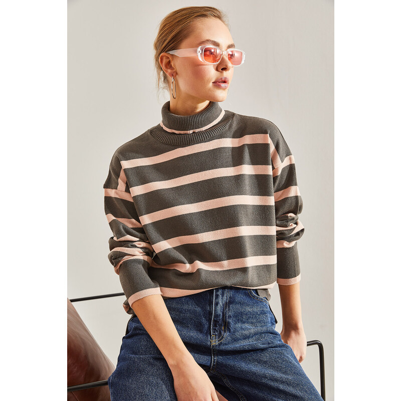 Bianco Lucci Women's Turtleneck Striped Sweater
