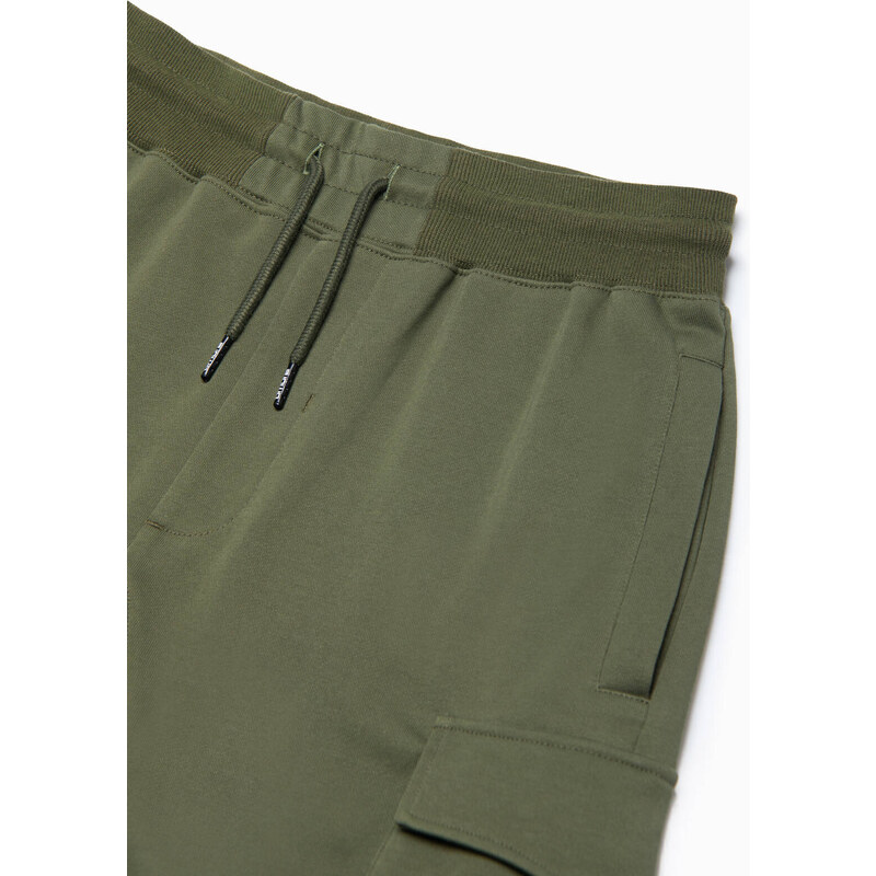 Ombre Clothing Pánské šortky s cargo kapsami - olivové V4 OM-SRSK-0106