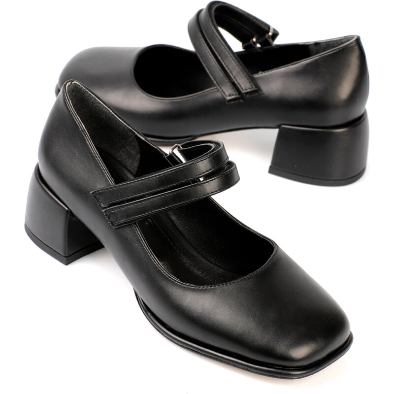 Capone Outfitters Flat Toe Double Buckle Mary Jane Shoes