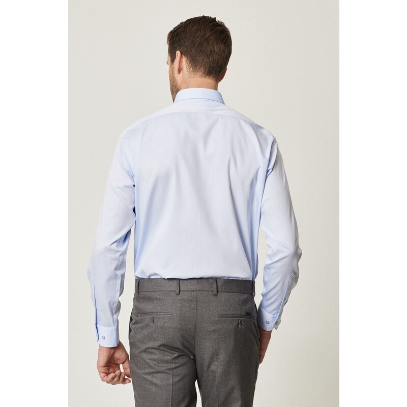 ALTINYILDIZ CLASSICS Men's Light Blue Non-Iron Non-iron Comfort Fit Comfy Cut 100% Cotton Classic Collar Shirt.