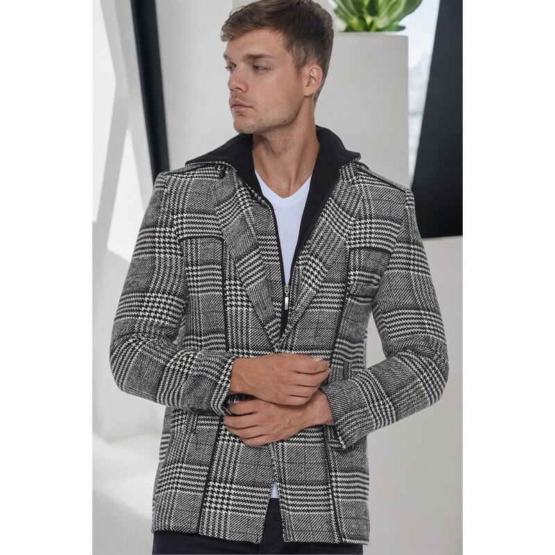 K7535 DEWBERRY MEN'S COAT-LIGHT PLAID BLACK