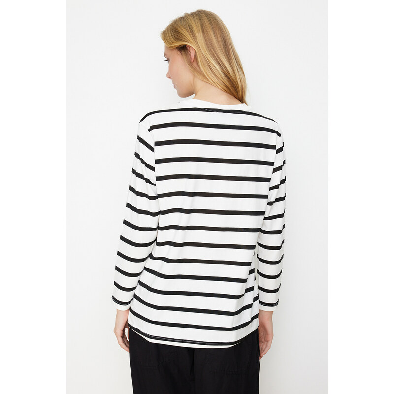 Trendyol White Single Jersey Striped Heart Embroidered Long Sleeve Knitted Tunic T-shirt