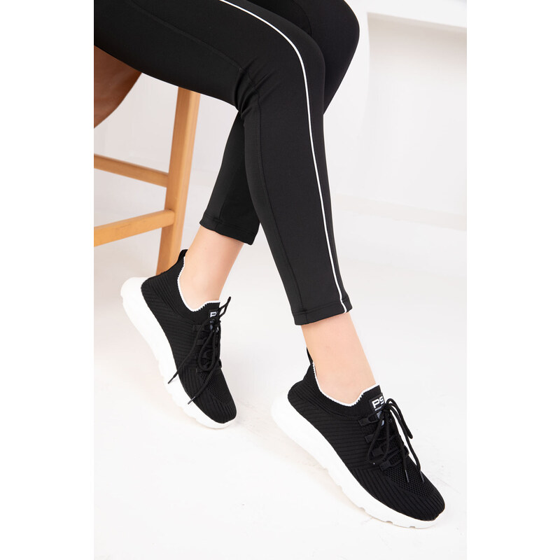 Soho Women's Black Sneakers 18798