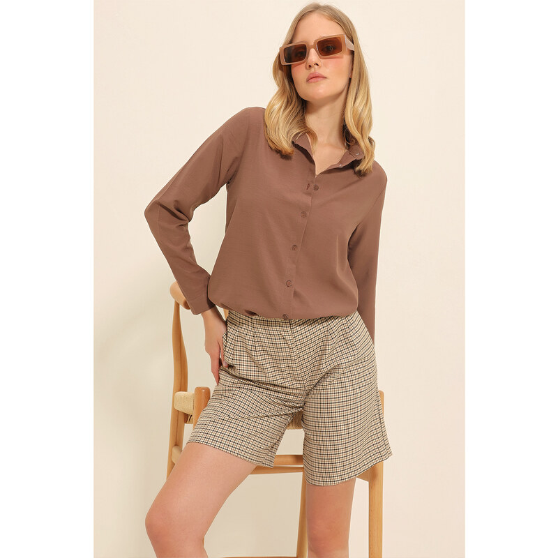 Trend Alaçatı Stili Women's Brown Basic Woven Shirt