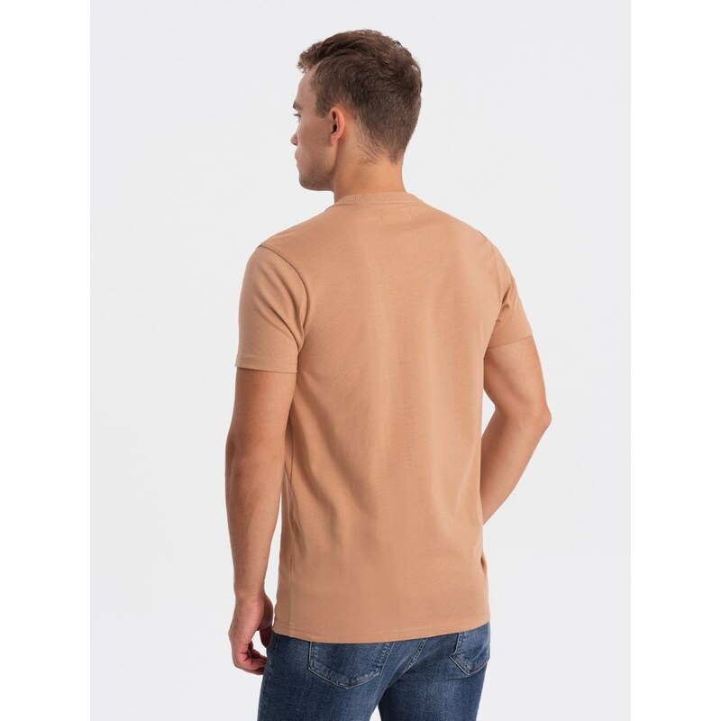 Ombre Clothing Zajímavé tričko s ozdobnou kapsou světle hnědé V7 TSPT-0154