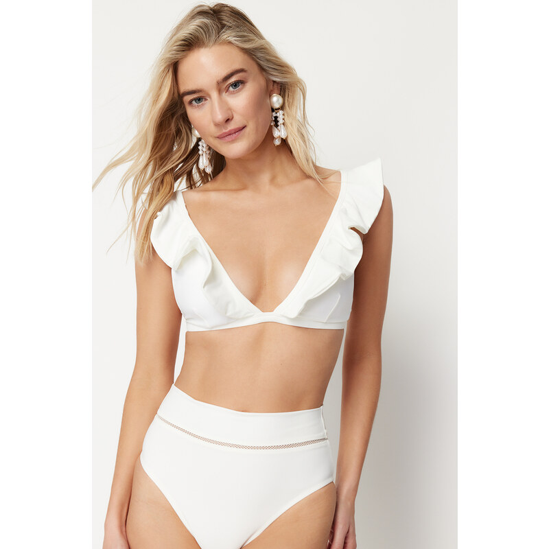 Trendyol Bridal Ecru Triangle Frilly Bikini Top