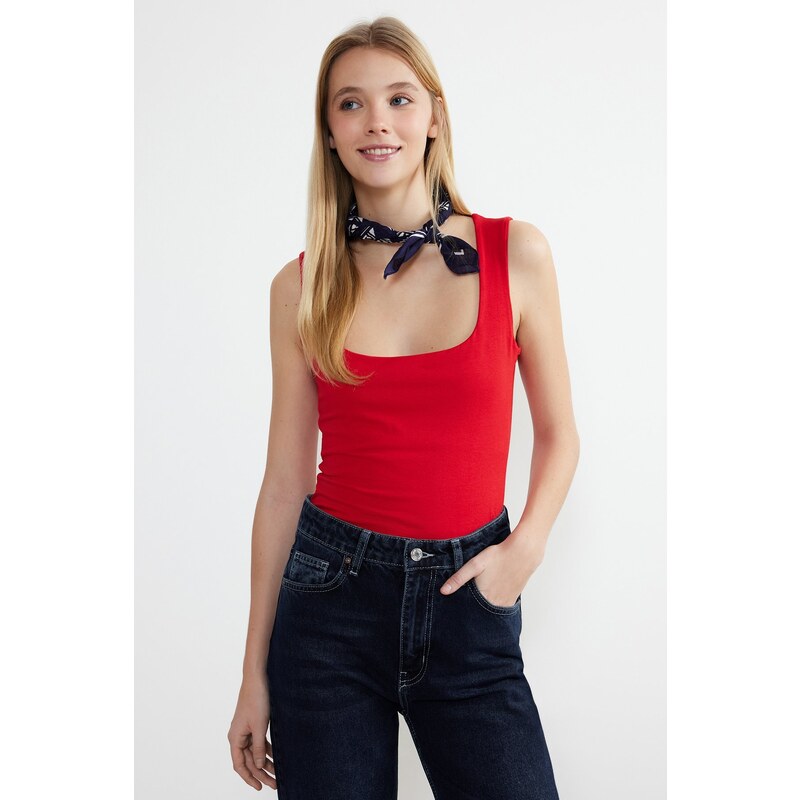 Trendyol Red Square Collar Zero Sleeve Cotton Flexible Fitted/Body 115606421