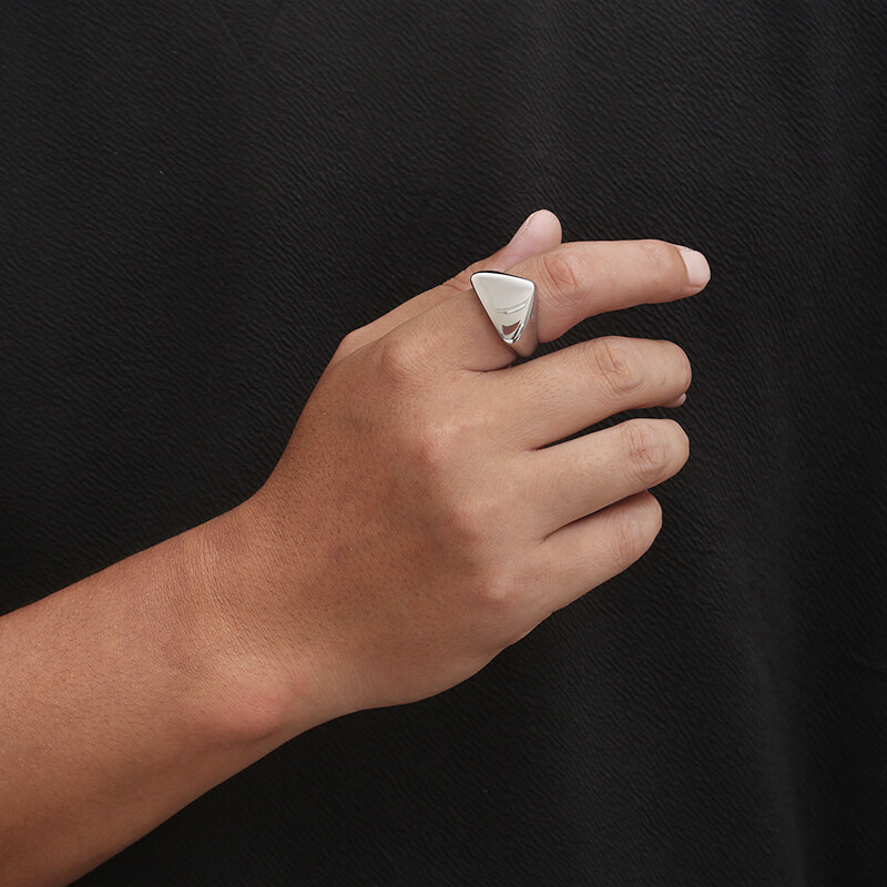 Royal Fashion pánský prsten Triangl KR106350-KJX