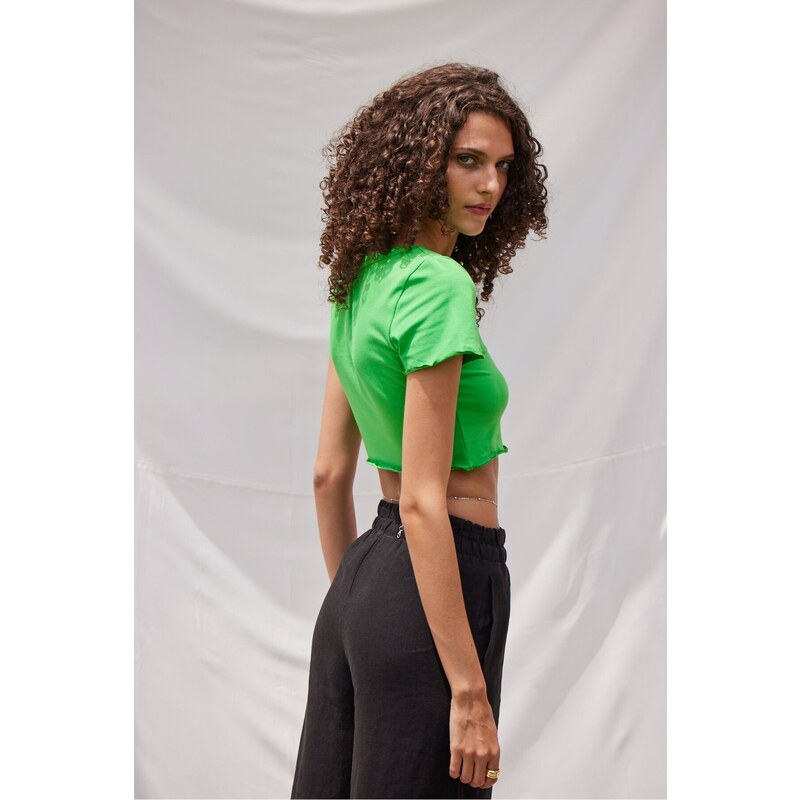 VATKALI V-Neck Crop Top Green