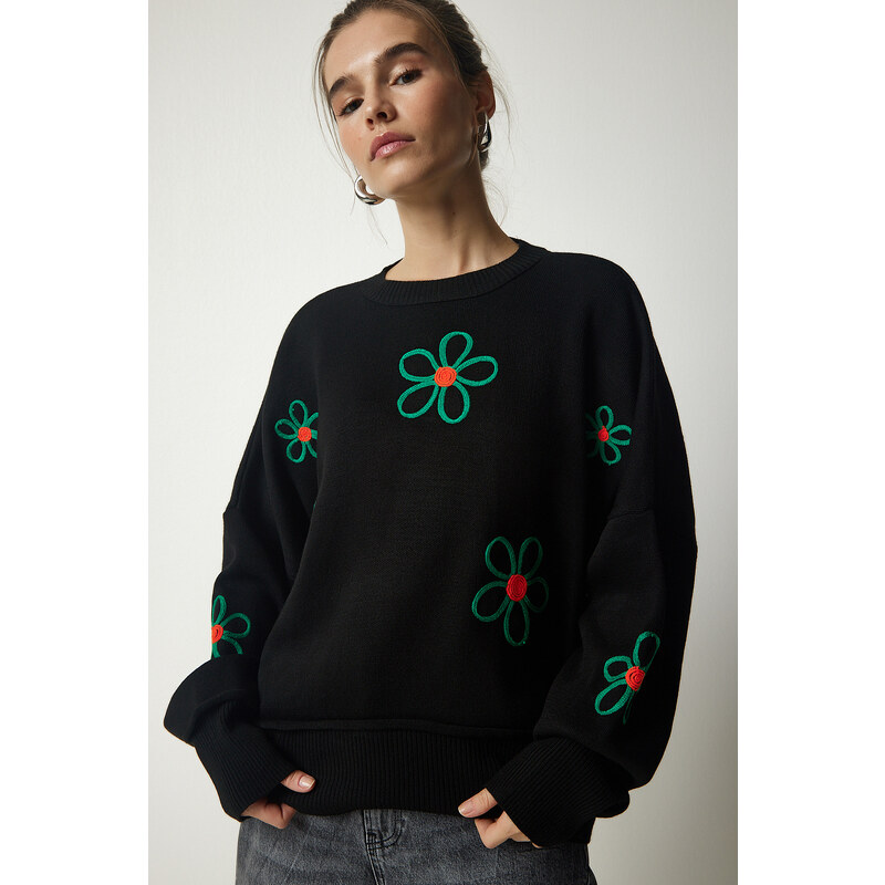 Happiness İstanbul Women's Black Floral Embroidered Oversize Knitwear Sweater