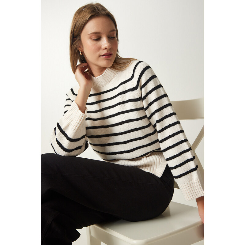 Happiness İstanbul Women's Cream Striped Knitwear Sweater