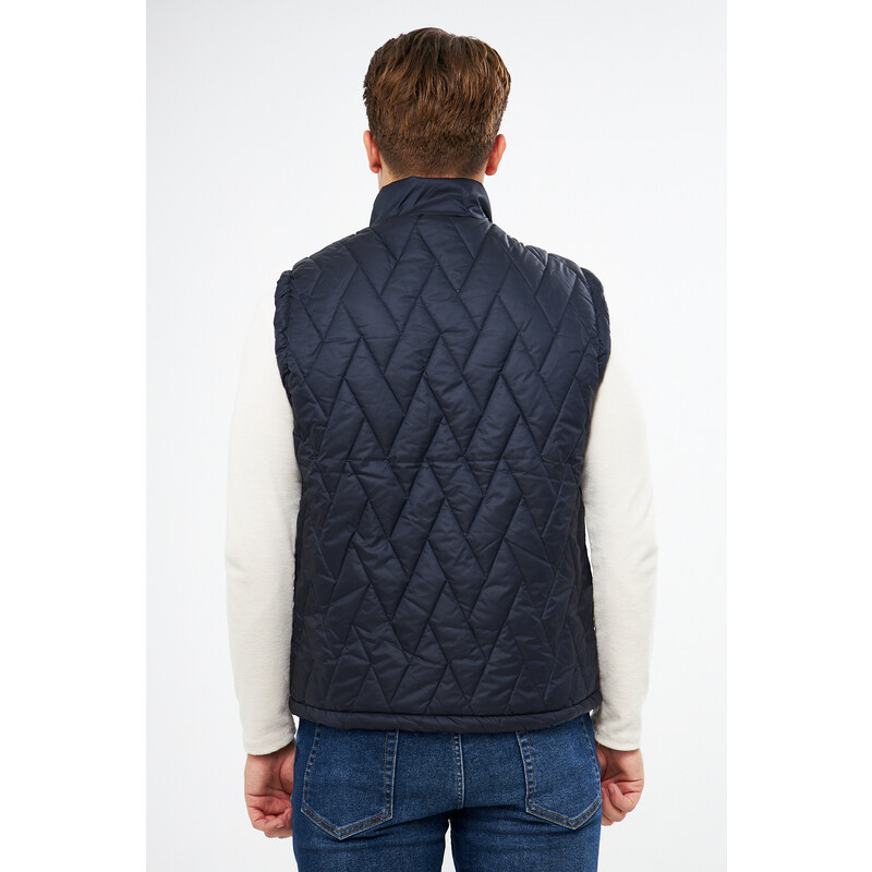 River Club Men's Water and Windproof High Neck Quilted Patterned Vest