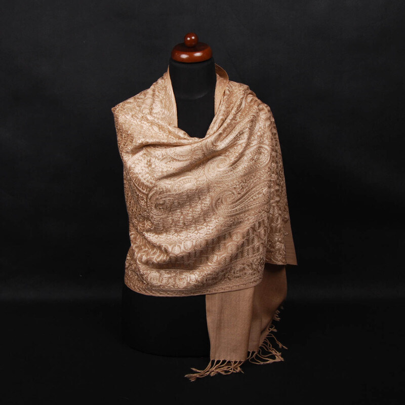 Pranita Kašmírská vlněná šála vyšívaná hedvábím světle hnědá se zlatou