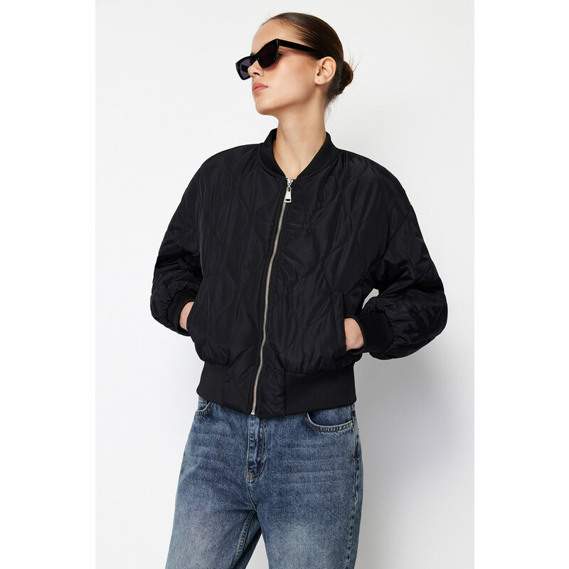 Trendyol Black Oversize nepromokavý bundový kabát bomber