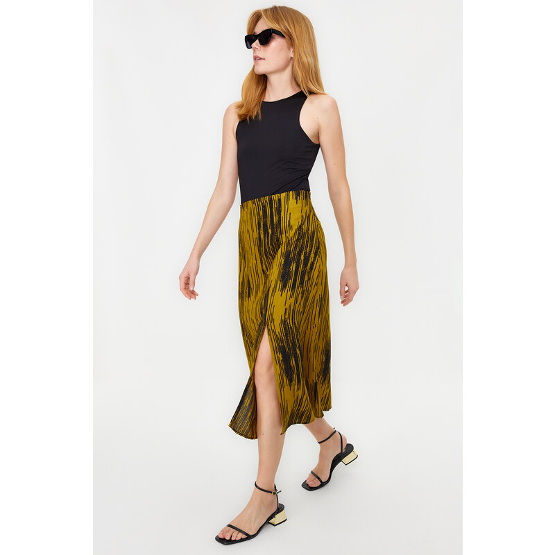 Trendyol Mustard Slit Detail Viscose Fabric Patterned Midi Woven Skirt