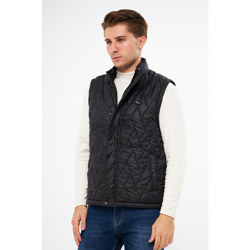 River Club Men's Water and Windproof High Neck Quilted Patterned Vest