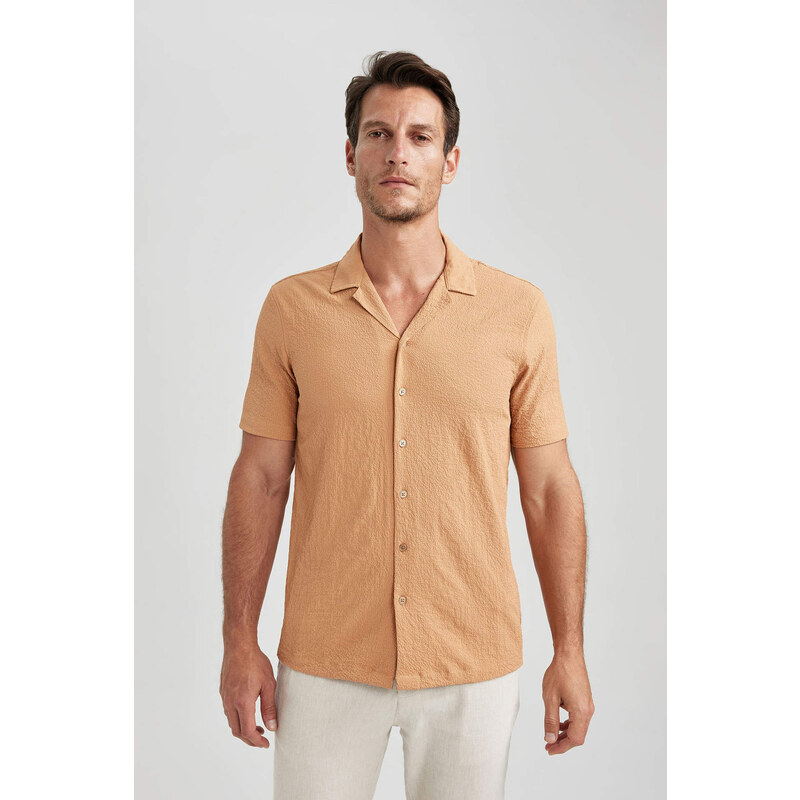 DEFACTO Modern Fit Resort Neck Crinkle Short Sleeve Shirt