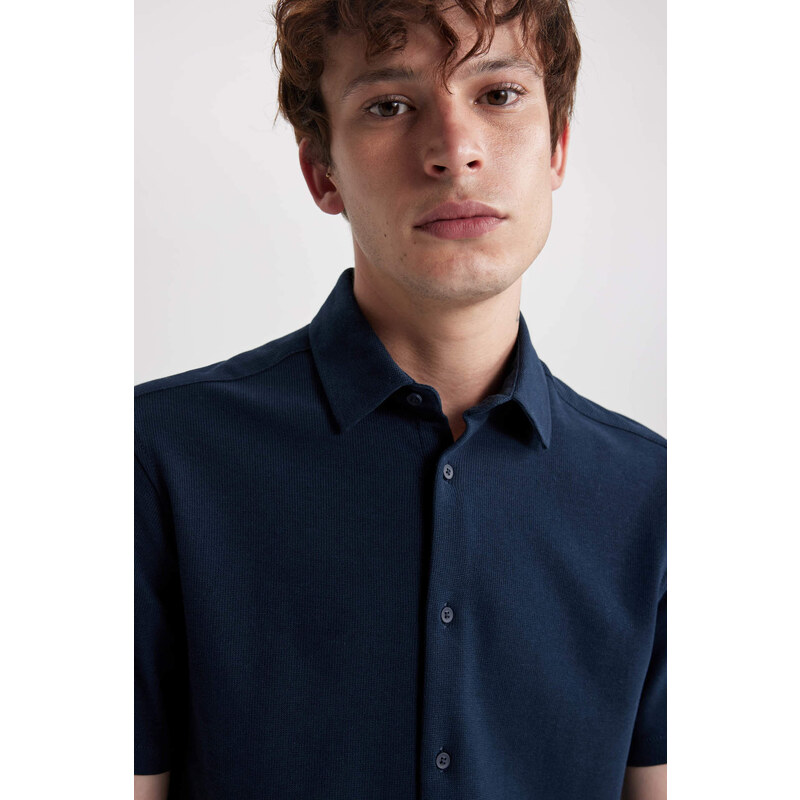 DEFACTO Regular Fit Short Sleeve Shirt