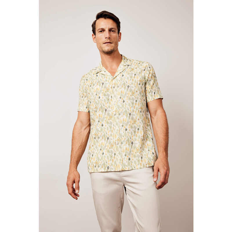 DEFACTO Modern Fit Resort Neck Printed Short Sleeve Shirt