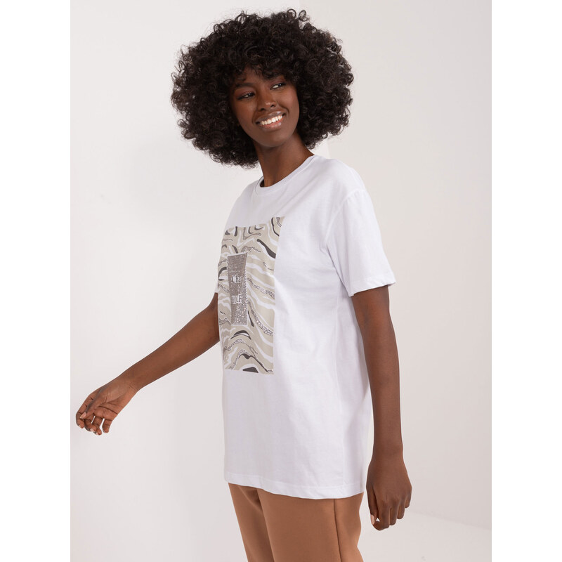 Fashionhunters Bílé dámské tričko s aplikací a potiskem