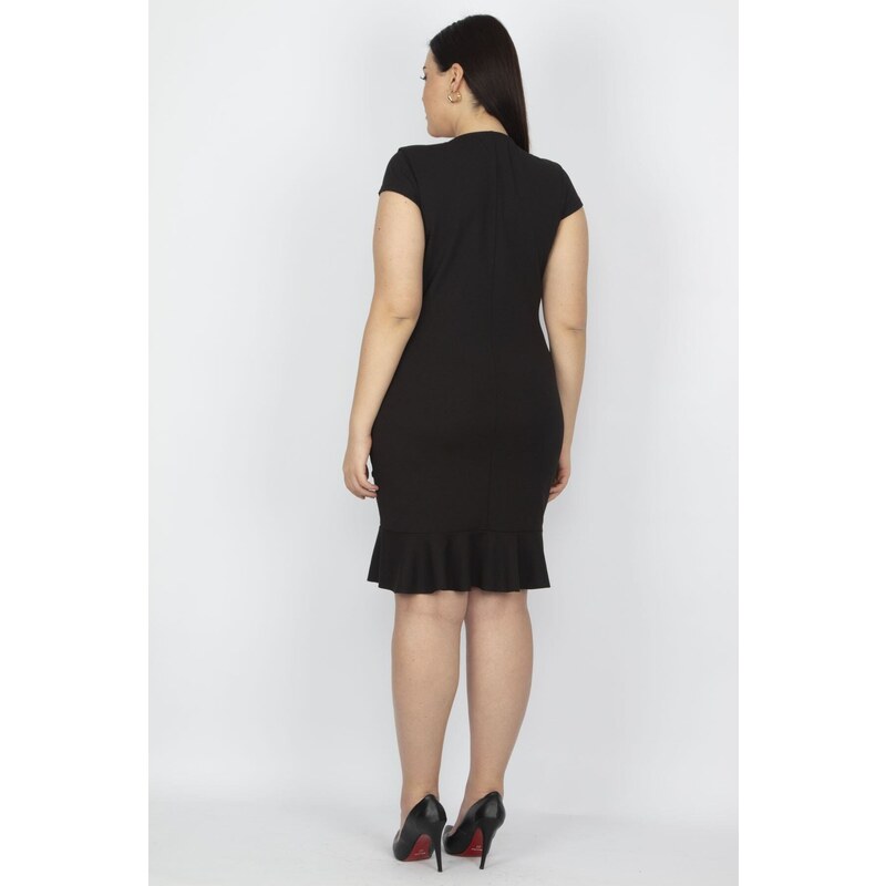 Şans Women's Plus Size Black Black Dress With Ruffles, Buckle Waist Accessory, Wrapped Dress