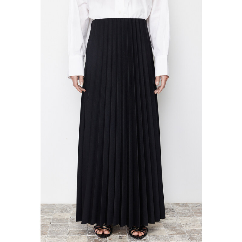 Trendyol Black Pleated Knitted Skirt