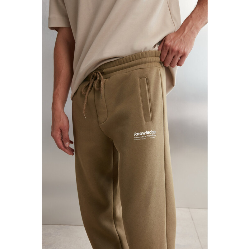 GRIMELANGE Bernon Men's Soft Fabric, Elasticized Three-Pocket Khaki Sweatpant