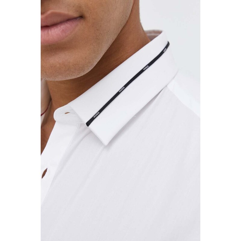 Bavlněná košile HUGO bílá barva, slim, s klasickým límcem