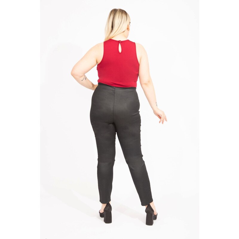 Şans Women's Black Plus Size Trousers Made of Faux Leather with a Hidden Belt, No Pocket