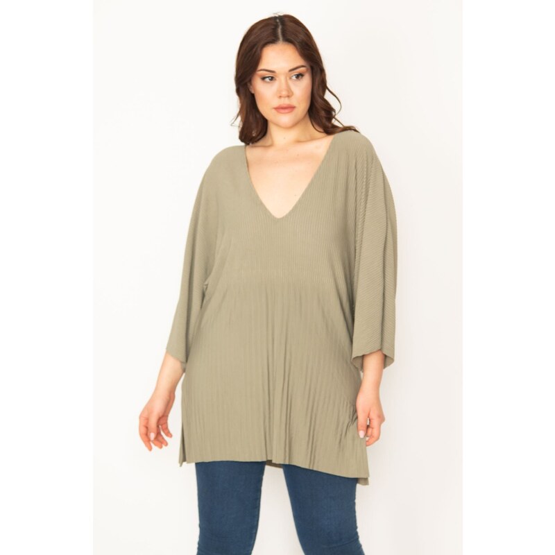 Şans Women's Plus Size Green Lycra V-Neck Bat Sleeve Tunic