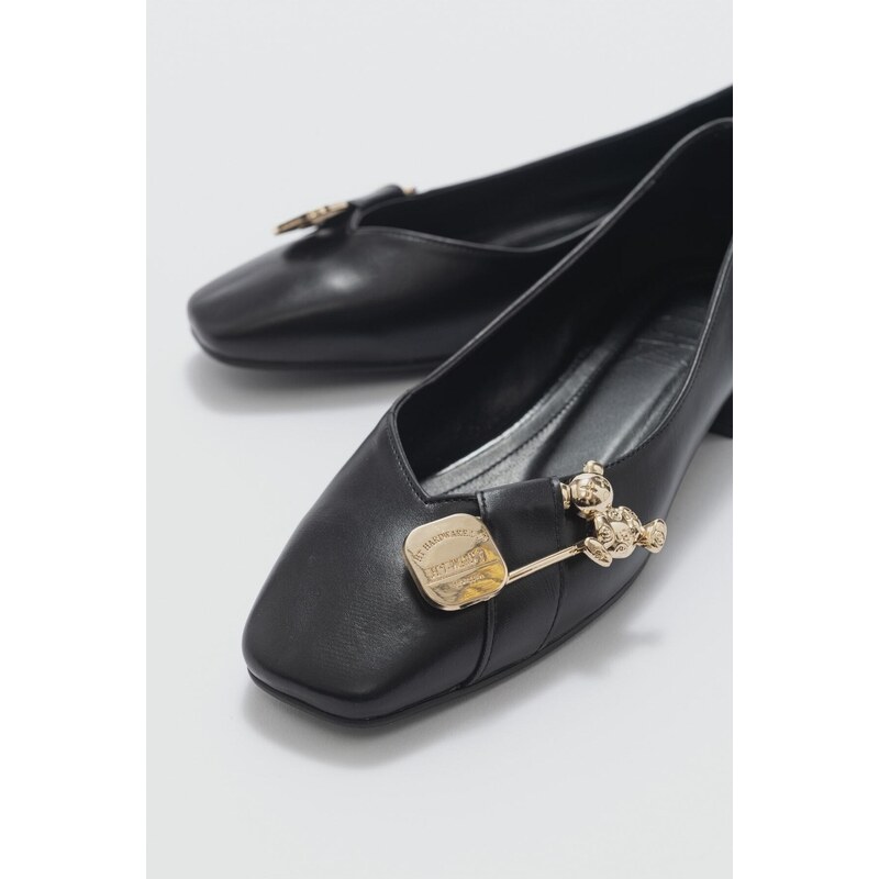 LuviShoes Women's Opal Black Buckle Flat Shoes