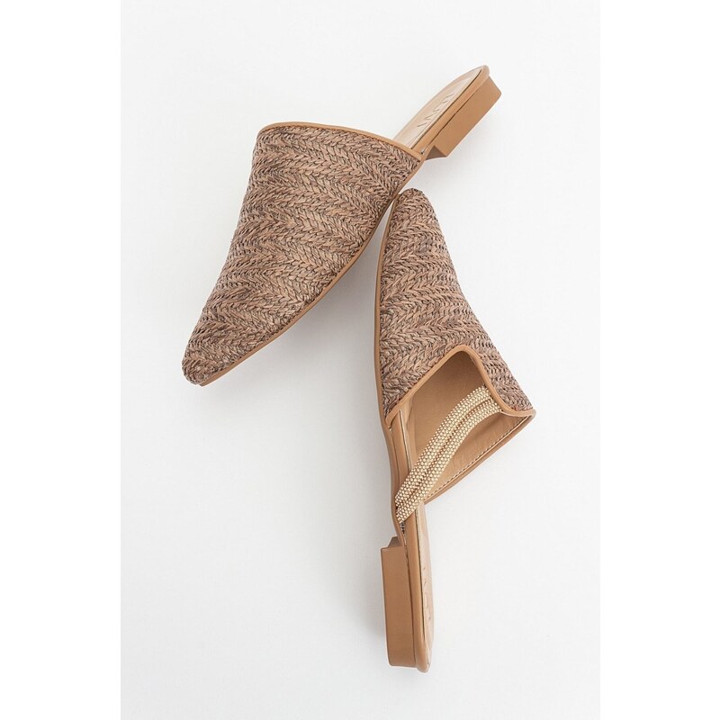 LuviShoes PESA Brown Women's Slippers with Straw Stones