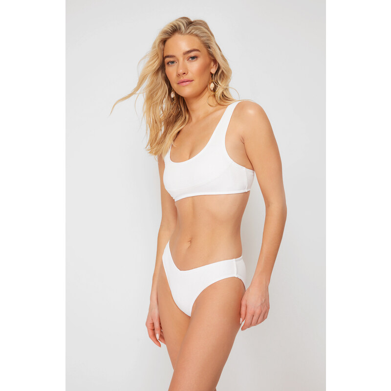 Trendyol Bridal White Textured Regular Bikini Bottom