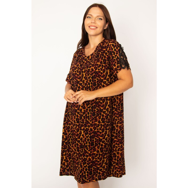 Şans Women's Plus Size Leopard Lace Detailed V-neck Leopard Pattern Dress