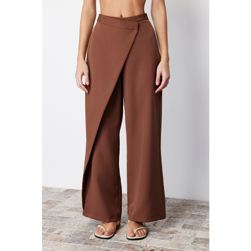 Trendyol Brown Wide Leg Cross Closure Detail Woven Trousers