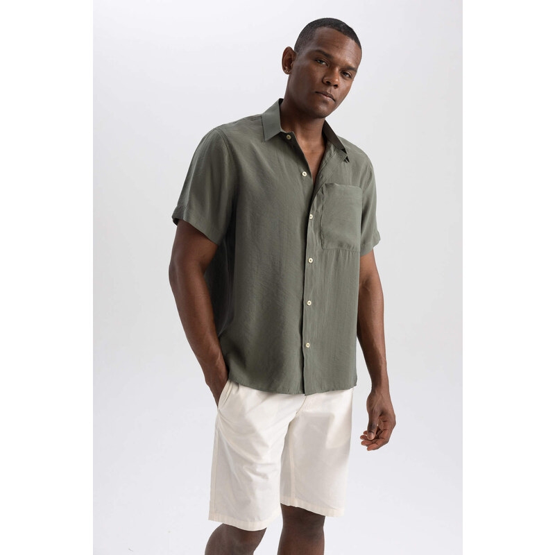 DEFACTO Relax Fit Poplin Short Sleeve Shirt