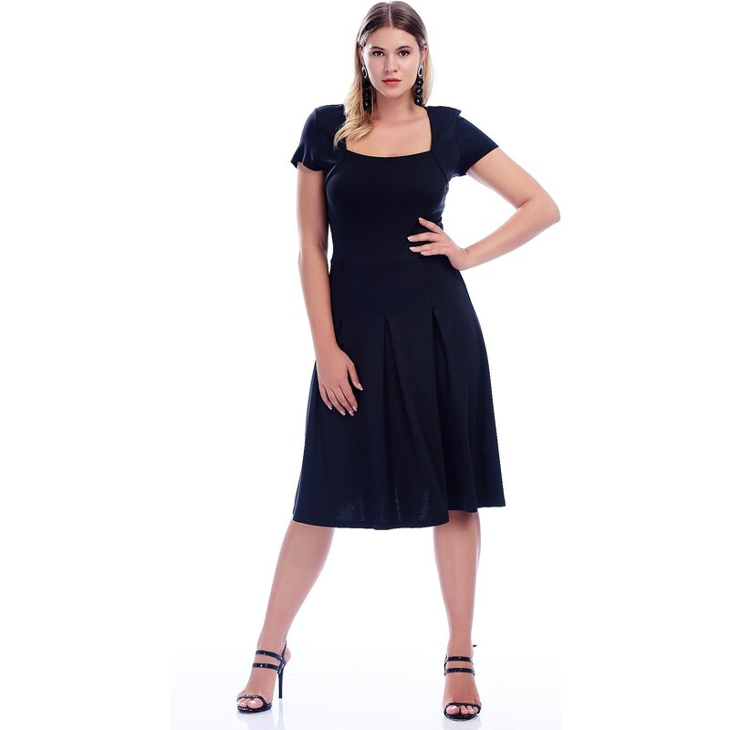 Şans Women's Plus Size Navy Blue Square Collar Pleated Dress