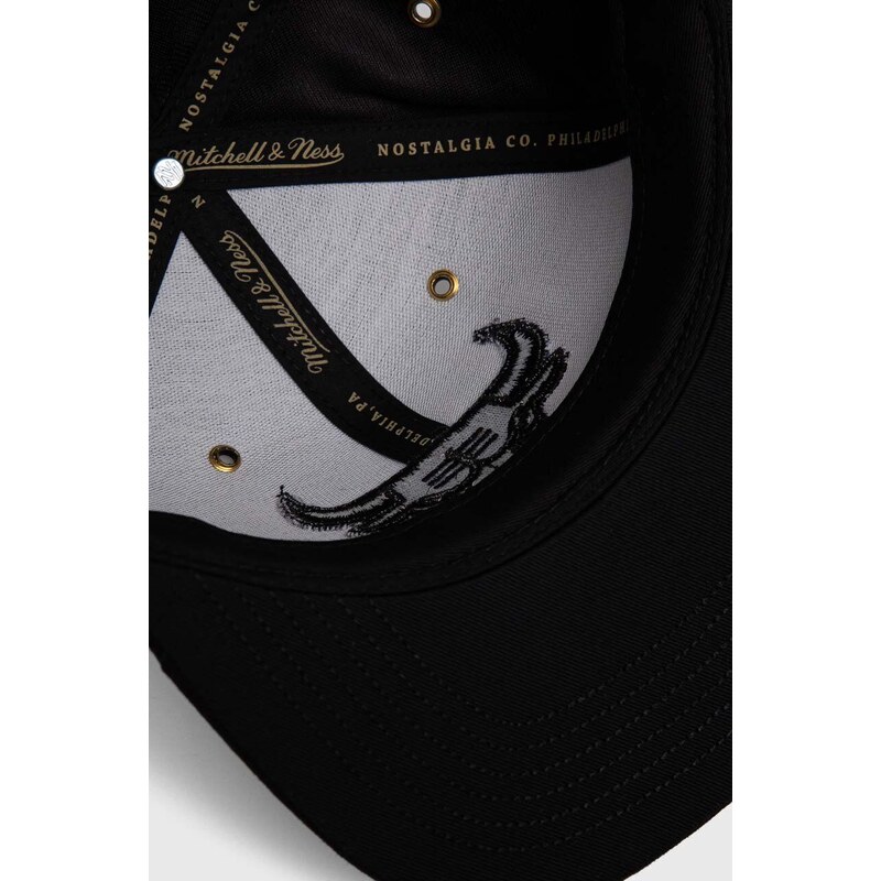 Kšiltovka Mitchell&Ness NBA CHICAGO BULLS černá barva, s aplikací