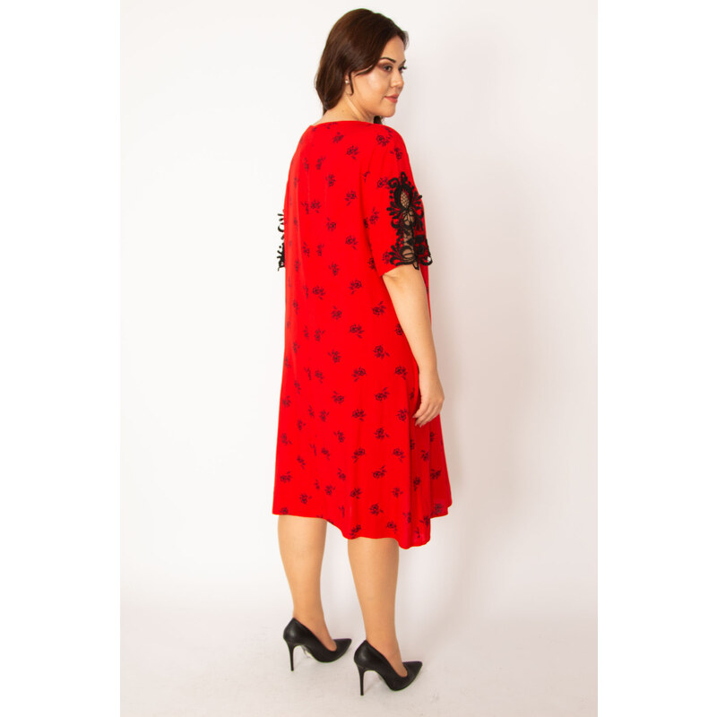 Şans Women's Plus Size Red Woven Viscose Dress With V-Neck Lace Detail