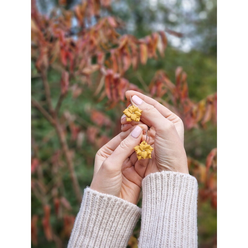 Mairi Wanetta - náušnice velké květy hořčicové